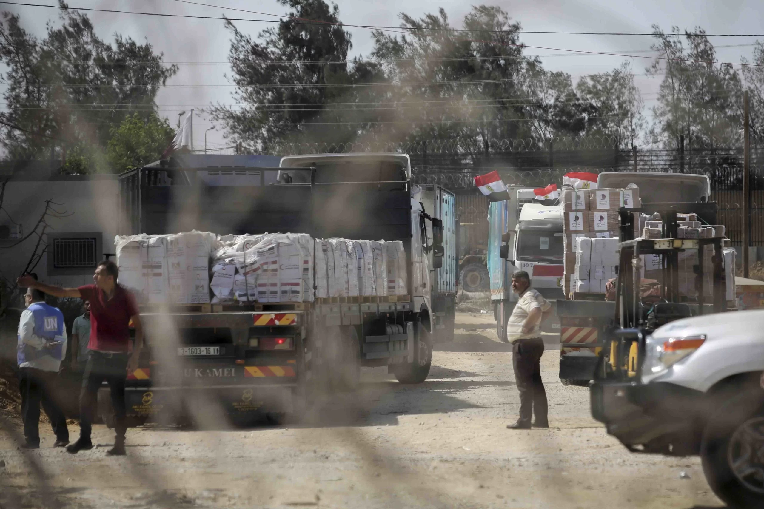 Segundo comboio de caminhões com ajuda humanitária entra em Gaza