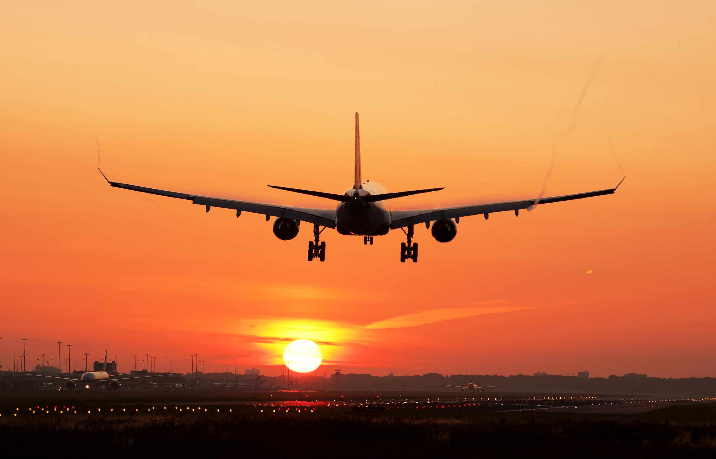 Aumento no preço das passagens aéreas puxa prévia da inflação para 0,21% em outubro