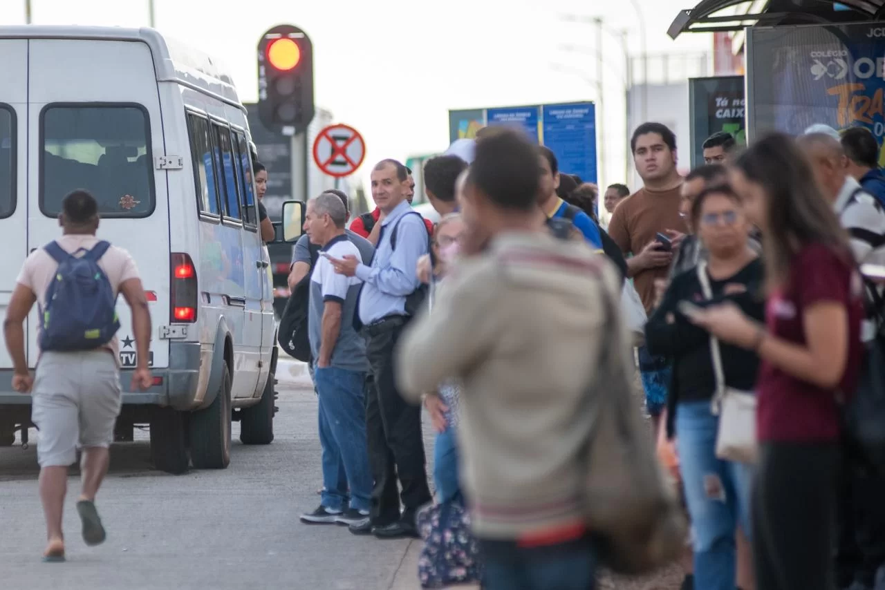 DF amanhece sem ônibus mesmo após decisão contra greve dos rodoviários