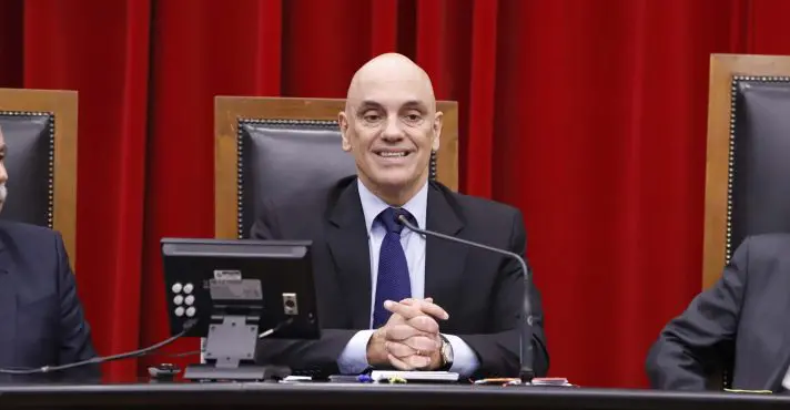 Na abertura dos trabalhos do TSE, Moraes volta a falar em regulamentação das redes