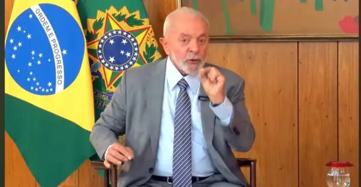 Foi ‘grande’, diz Lula, sobre ato pró-Bolsonaro