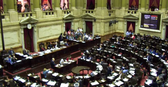 Câmara da Argentina retoma discussão sobre ‘Lei Ônibus’ de Milei na quinta-feira 1º