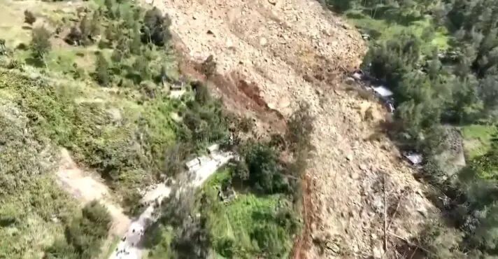 Papua-Nova Guiné diz que deslizamento de terra soterrou mais de 2 mil pessoas e pede ajuda
