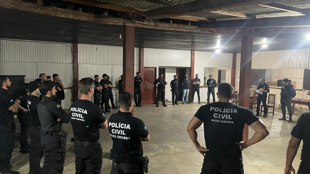 Polícia Civil deflagra operação contra integrantes de facção criminosa em MT