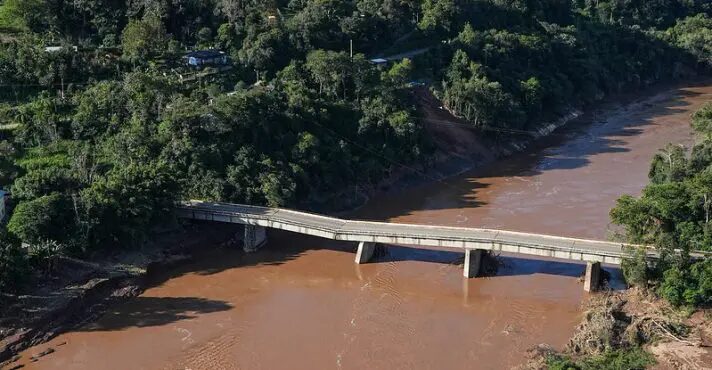 Risco de deslizamento em barragem coloca 6 cidades em alerta no RS; prefeituras evacuam áreas
