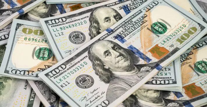 Dólar fecha a R$ 5,32, o maior valor desde 2023