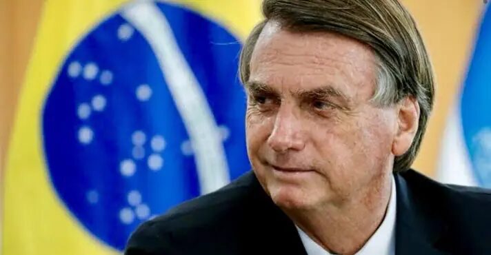 Ministro do TSE anula uma das condenações de Bolsonaro