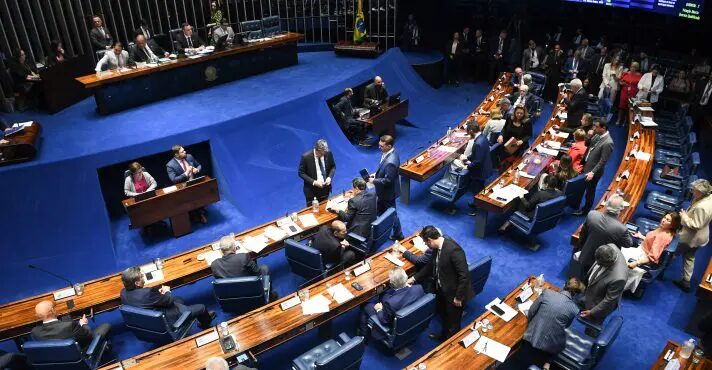 Por falta de consenso, Senado adia votação de projeto que altera Lei da Ficha Limpa