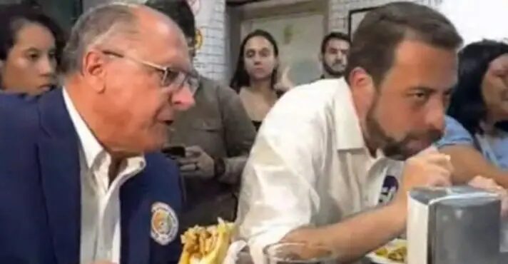 Boulos e Alckmin dividem sanduíche em bar e ‘esquecem’ passado