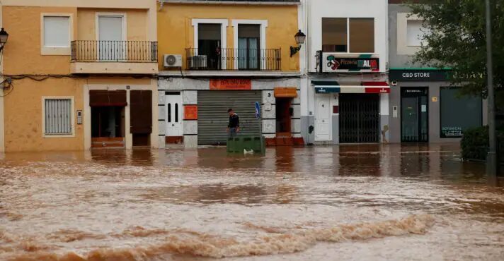 Enchentes repentinas deixam 51 mortos na Espanha; veja vídeos