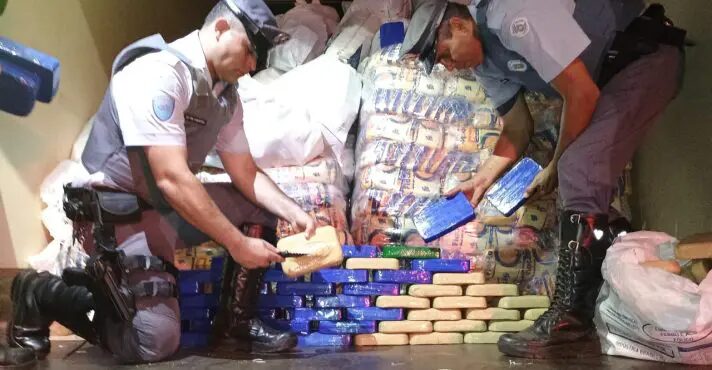 STJ concede liberdade a traficante preso com 832 kg de cocaína