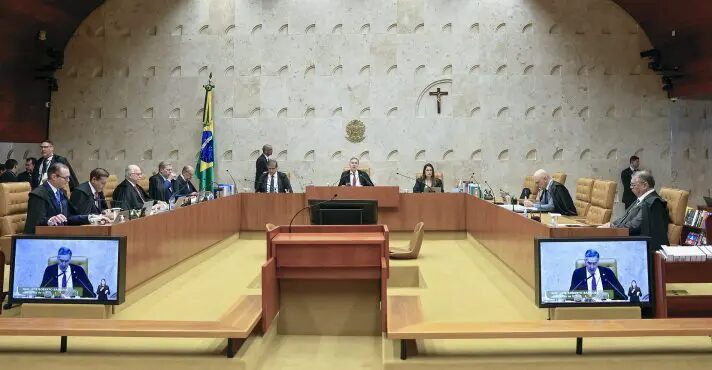 STF julga ação que pede proibição de símbolos religiosos em órgãos públicos