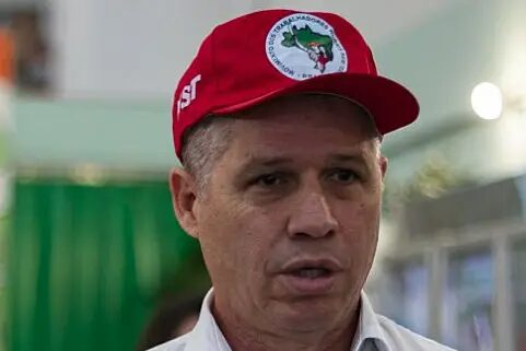 Ministro de Lula ataca Braga Netto: ‘Laranja podre’