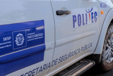 Batida entre motos e caminhonete deixa um morto e um ferido em MT