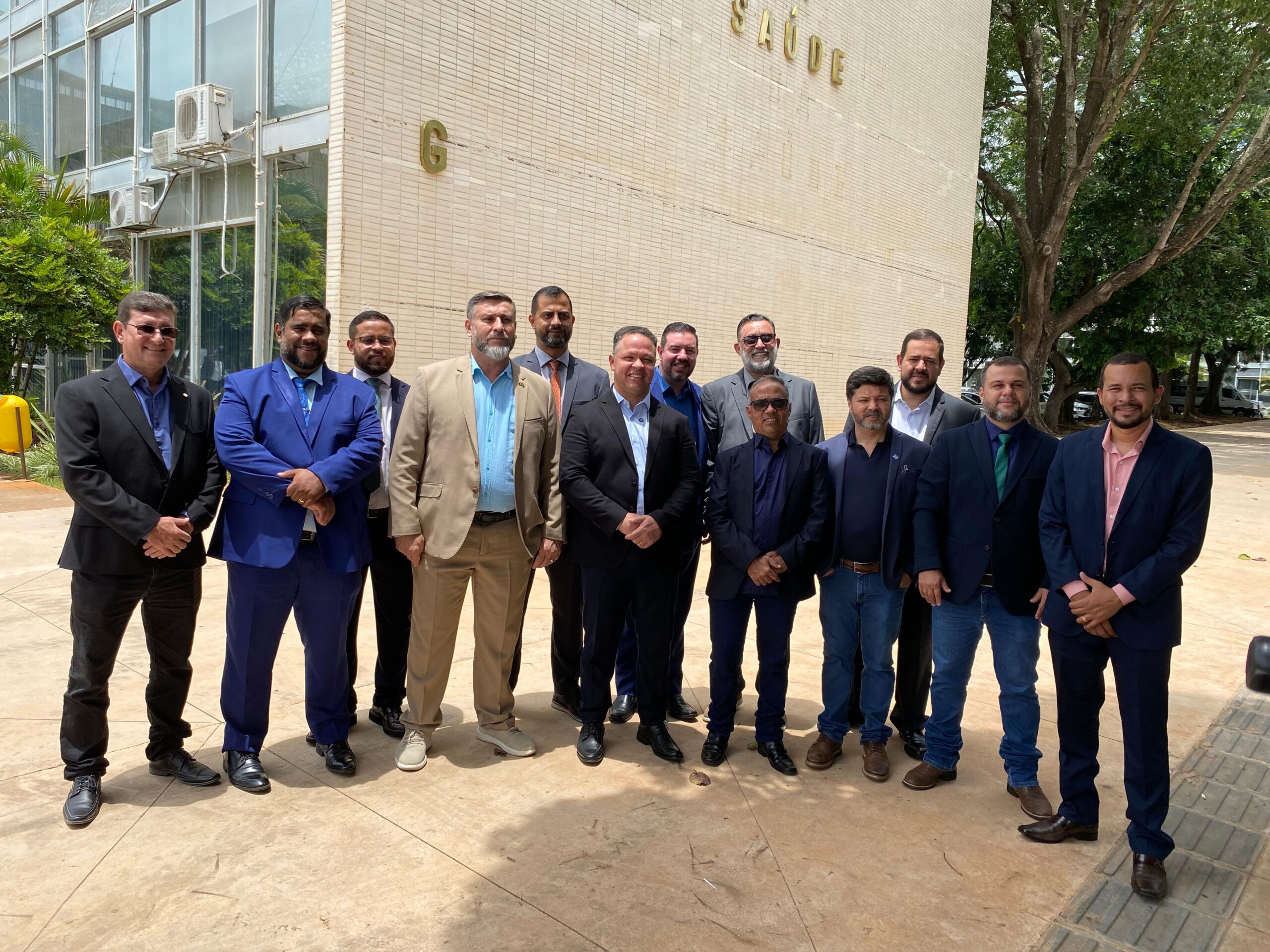 Comitiva se reúne com ministra e cobra nova UPA para Rondonópolis-MT