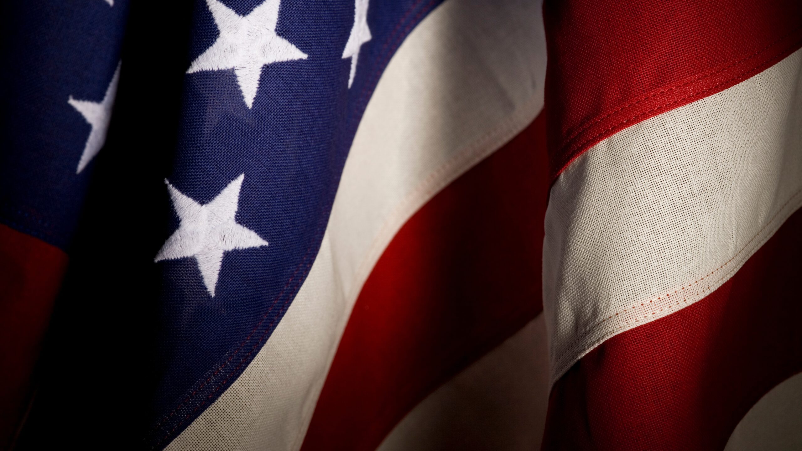 Biden impõe sanções à Rússia e ao Irã por suposta interferência nas eleições dos EUA