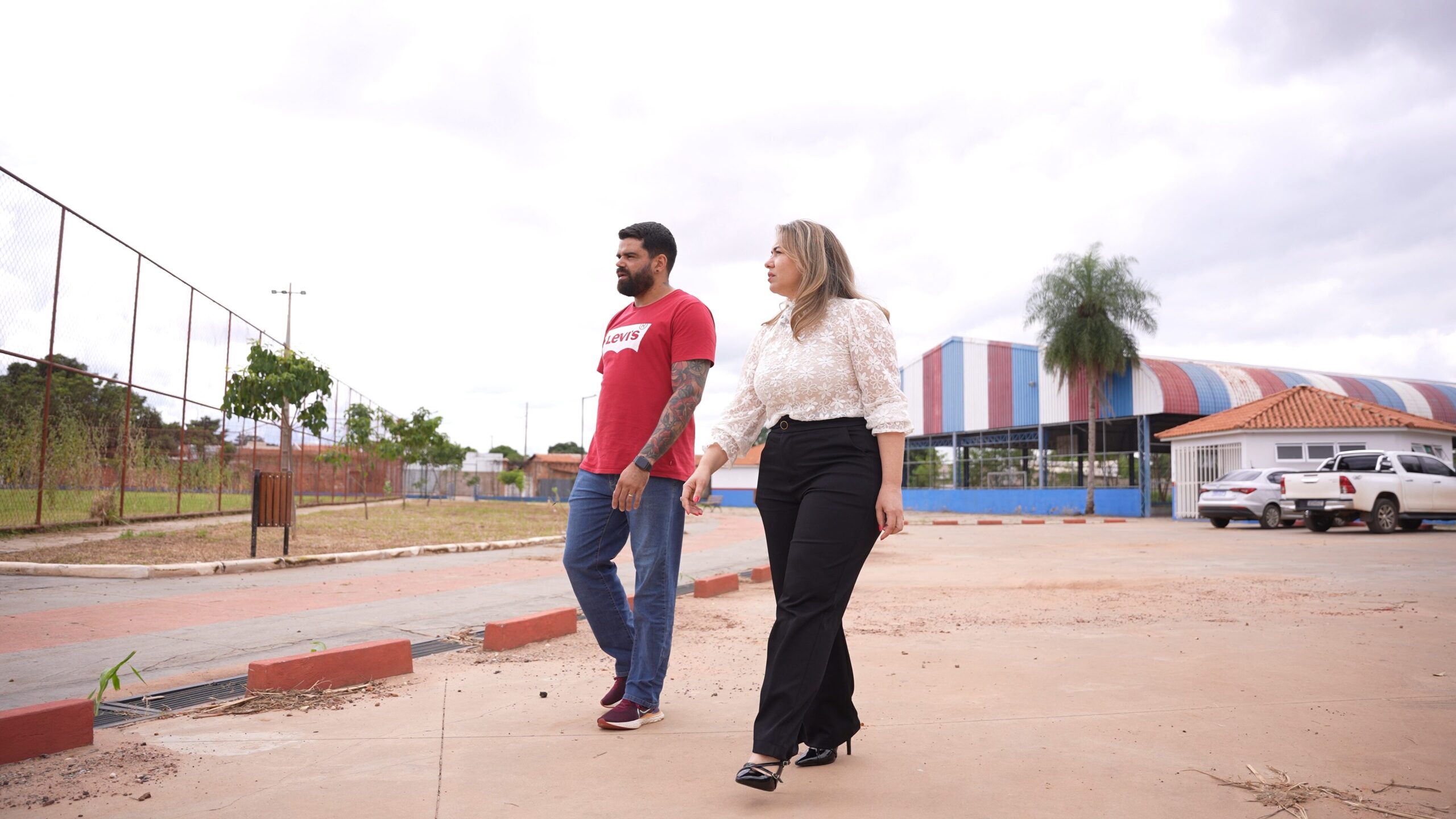 Secretária de Promoção e Assistência de Rondonópolis-MT conhece estrutura da Vila Olímpica