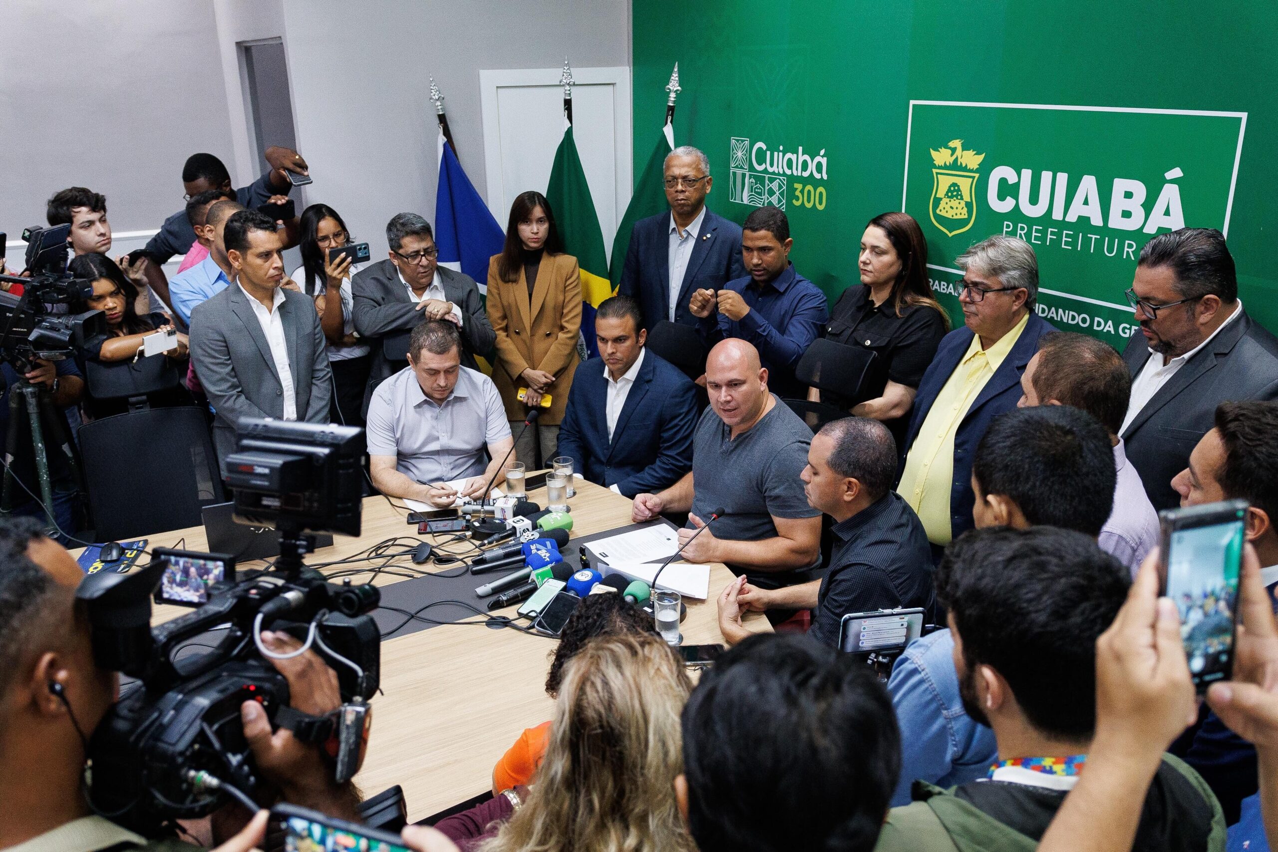 Projeto para revogar taxa de lixo em Cuiabá será enviado à Câmara Municipal até fevereiro