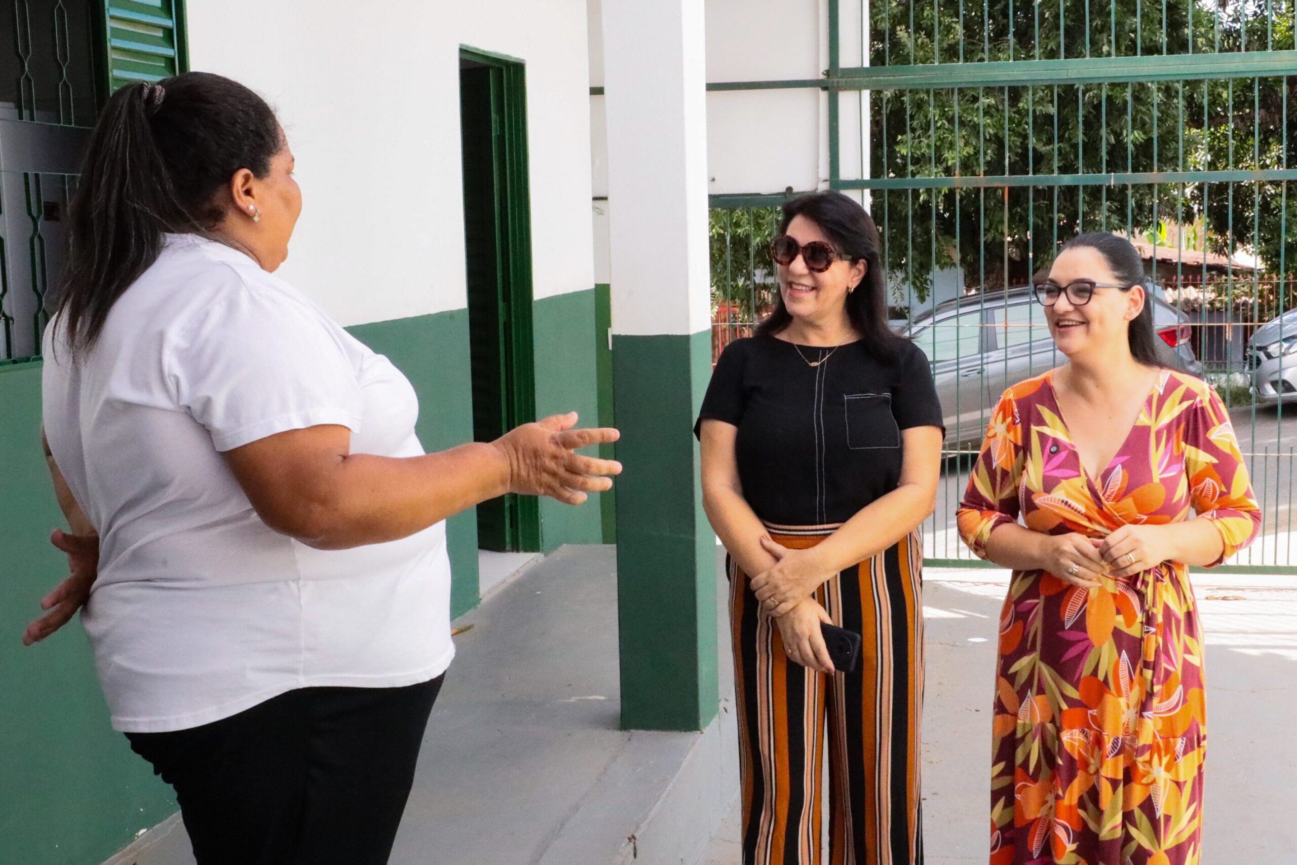 Em Cuiabá-MT, primeira-dama visita unidades do Siminina em busca de melhorias