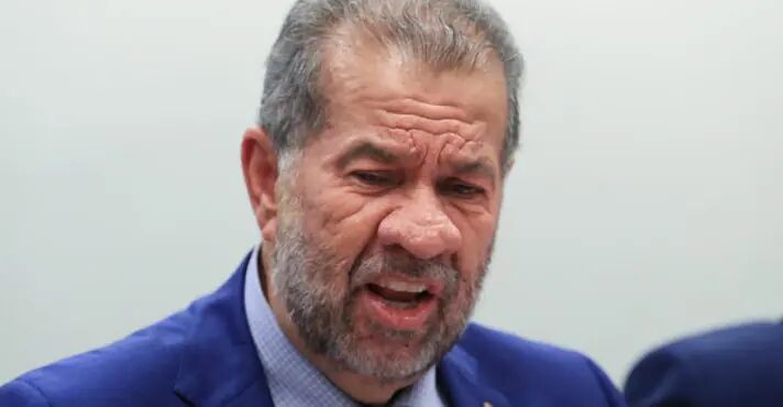 INSS: oposição consegue assinaturas para abrir ‘CPI do Roubo dos Aposentados’