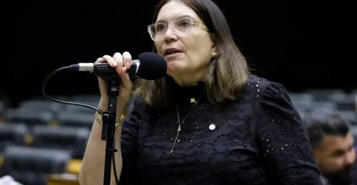 Bia Kicis, sobre interferência do STF: ‘Se o Congresso não reagir agora, pode fechar as portas’