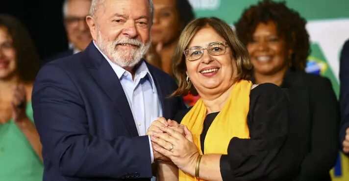Lula demite Cida Gonçalves do Ministério das Mulheres