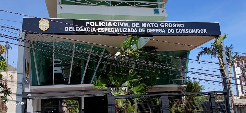 Polícia prende gerente de laboratório por falsificação de alvará sanitário em MT