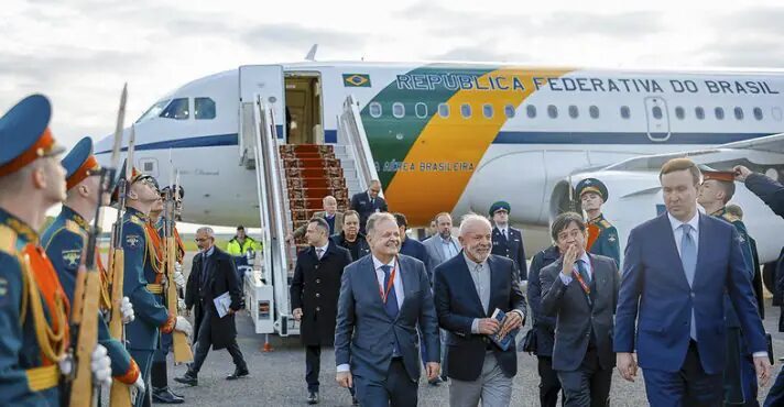 Lula vai à Rússia para participar de desfile que Putin usa como propaganda de seu regime