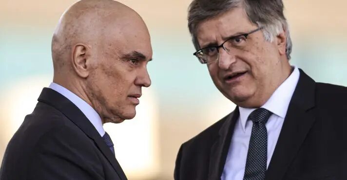 PGR sugere ao STF que a polícia ouça diplomatas do governo Lula nos EUA, sobre Eduardo