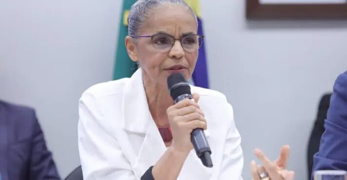 Marina Silva vai ter de explicar participação no Acampamento Terra Livre