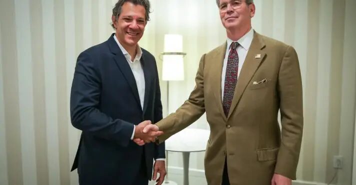 Em meio a ‘tarifaço’ de Trump, Haddad se reúne com secretário do Tesouro dos EUA