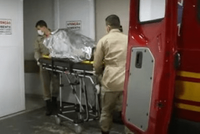 Homem invade apartamento e esfaqueia jovem 3 vezes em MT