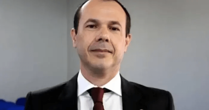 Juiz afastado diz que recebeu R$ 750 mil da mulher para ‘trabalho espiritual’