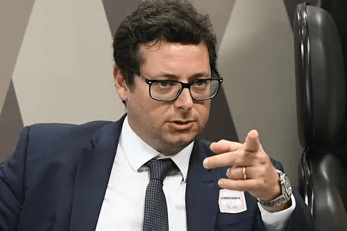 Wajngarten sobre intimação: ‘Cortina de fumaça’ para ocultar problemas da delação de Cid