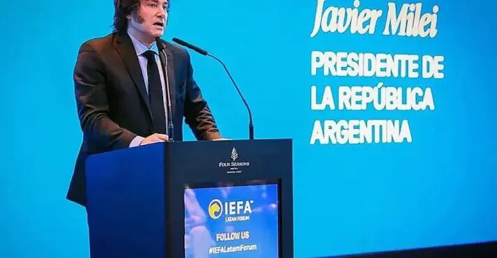 Javier Milei elimina feriado do Dia do Funcionário Público na Argentina