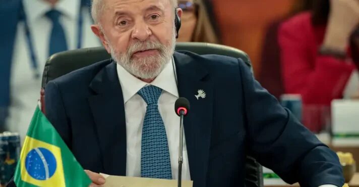 Lula acusa Trump de interferência, mas acumula histórico de intromissões no exterior