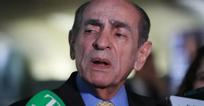 Sem voto impresso: novo Código Eleitoral amplia punições por ‘desinformação’