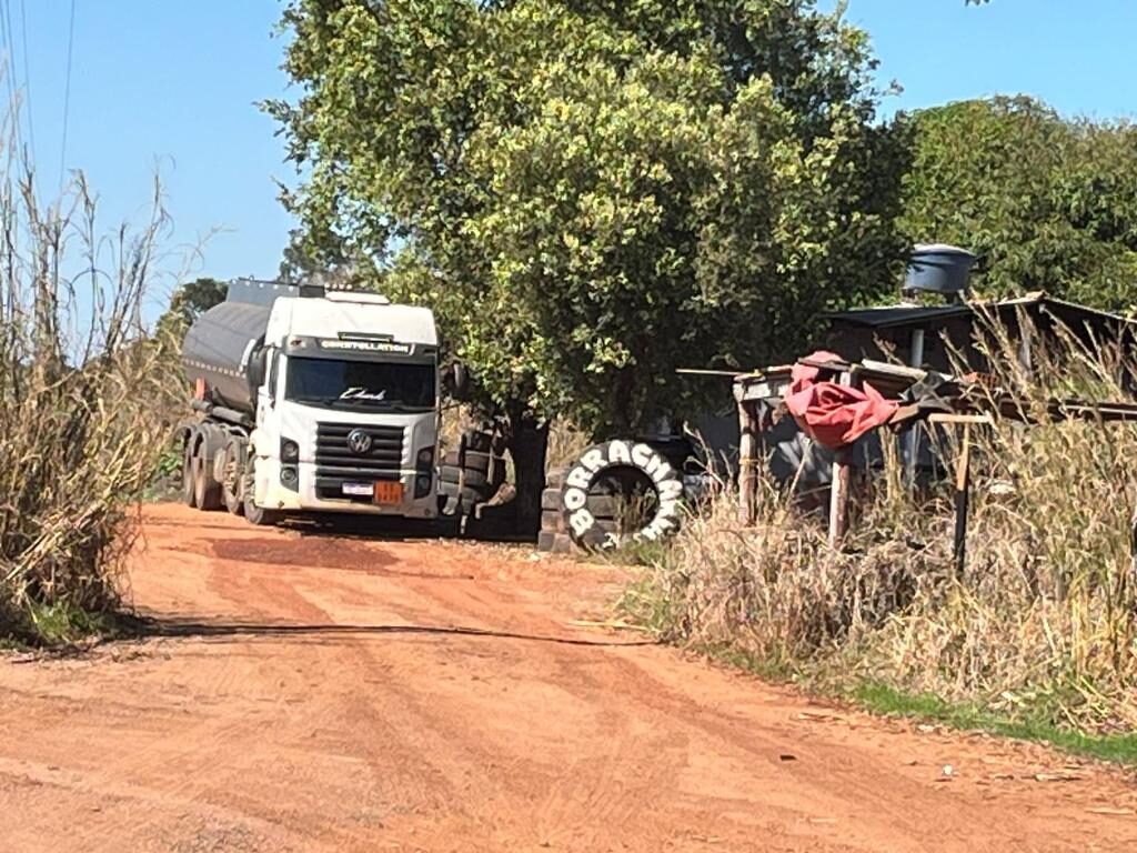 Polícia prende dupla por comércio ilegal de combustível em MT