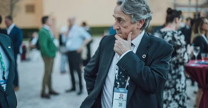 Moraes atua como ‘carrasco da democracia brasileira’, diz líder da direita na Espanha