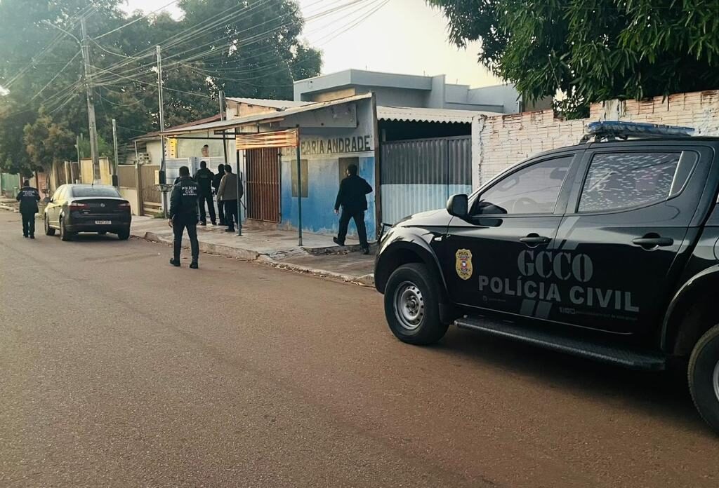 Polícia cumpre 21 prisões de faccionados que atuavam na expansão do grupo criminoso em MT