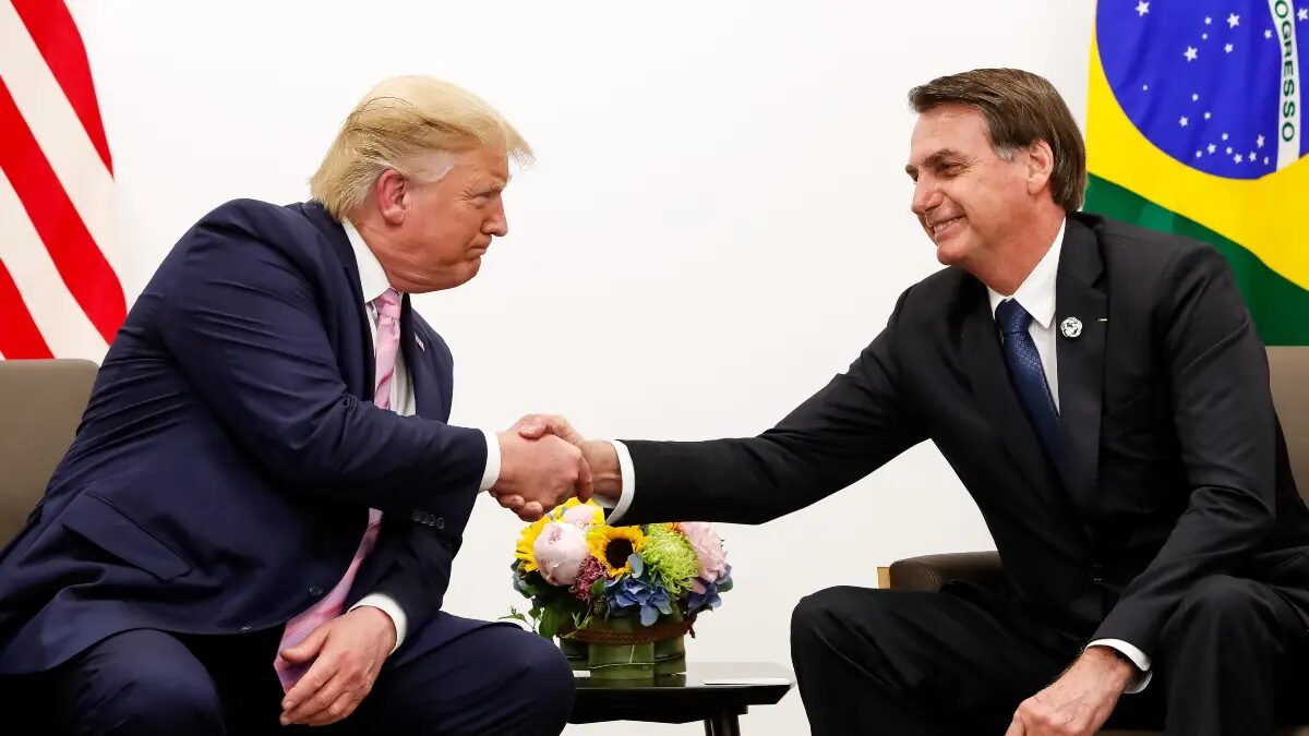 Trump envia carta de apoio a Bolsonaro e critica governo Lula