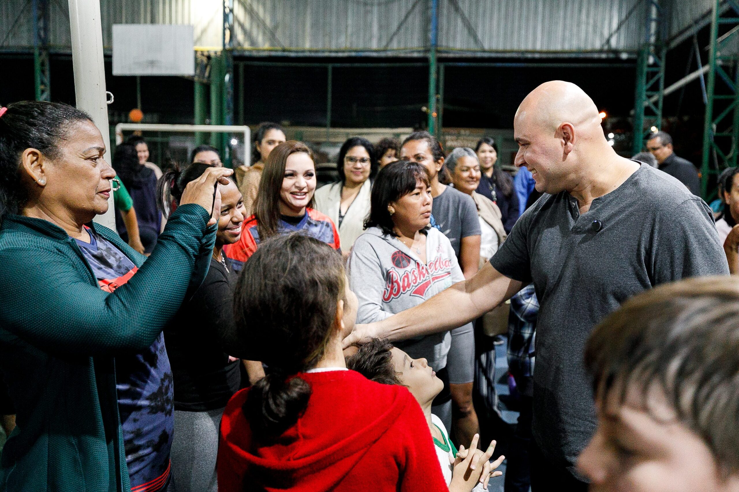 Prefeitura lança “Programa Escola na Comunidade” e abre unidades aos sábados para população