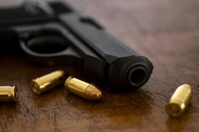 Adolescente é morto a tiros dentro de casa em cidade de MT