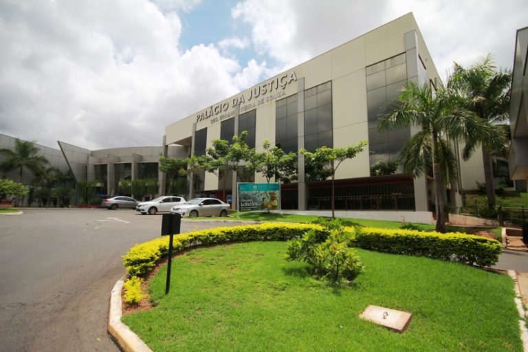 TJ-MT derruba lei que isenta IPTU para pessoas com câncer em MT