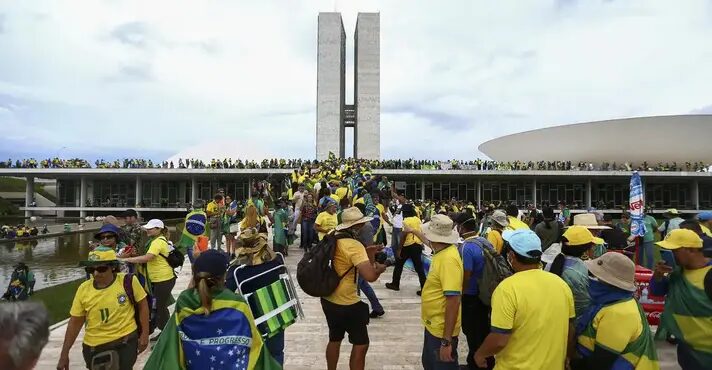 8 de janeiro: Moraes absolve réu incapaz que ficou preso por 4 meses