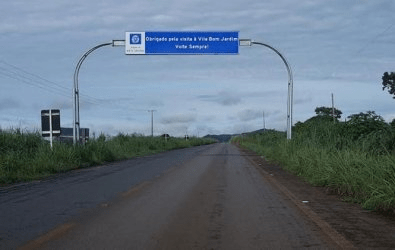 Homem morre ao perder controle da moto em curva em MT