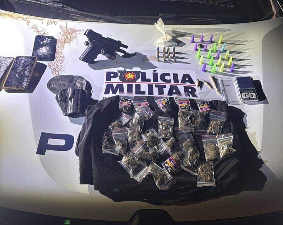 PM prende faccionado suspeito por duplo homicídio e apreende arma, drogas e munições