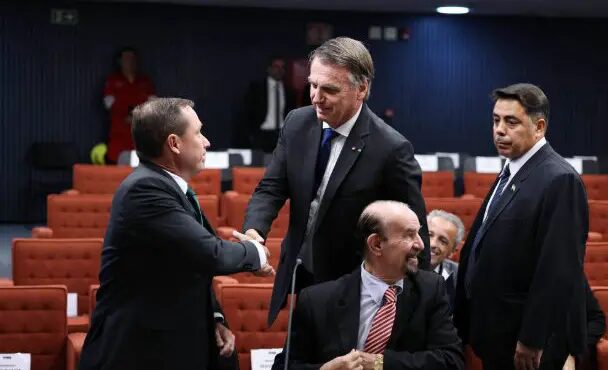 STF vai transmitir julgamento de Bolsonaro