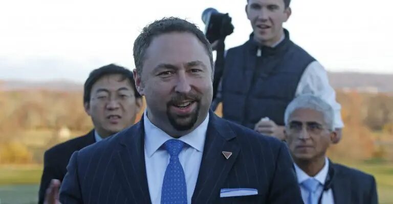 Assessor de Trump chama Moraes de ‘Rei Louco’