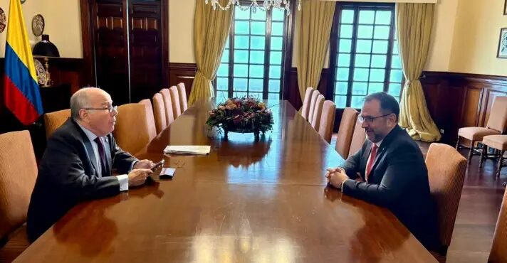 Mauro Vieira se reúne com chanceler da Venezuela